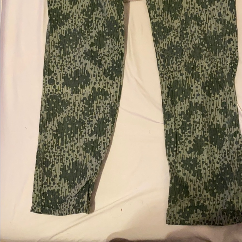 Jeans - Picture 2 of 2